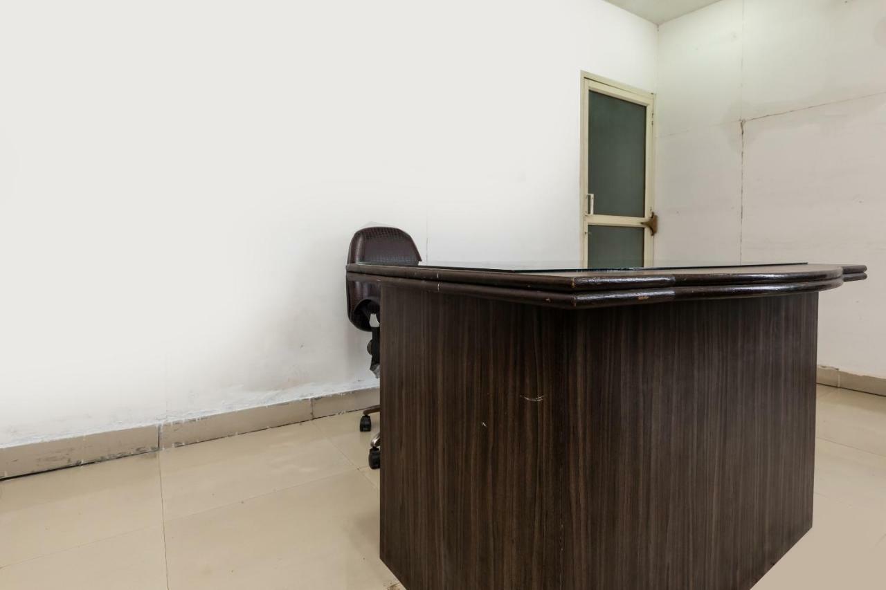 Hôtel Spot On 48618 Vasundhara Gardens à Bhopal Extérieur photo