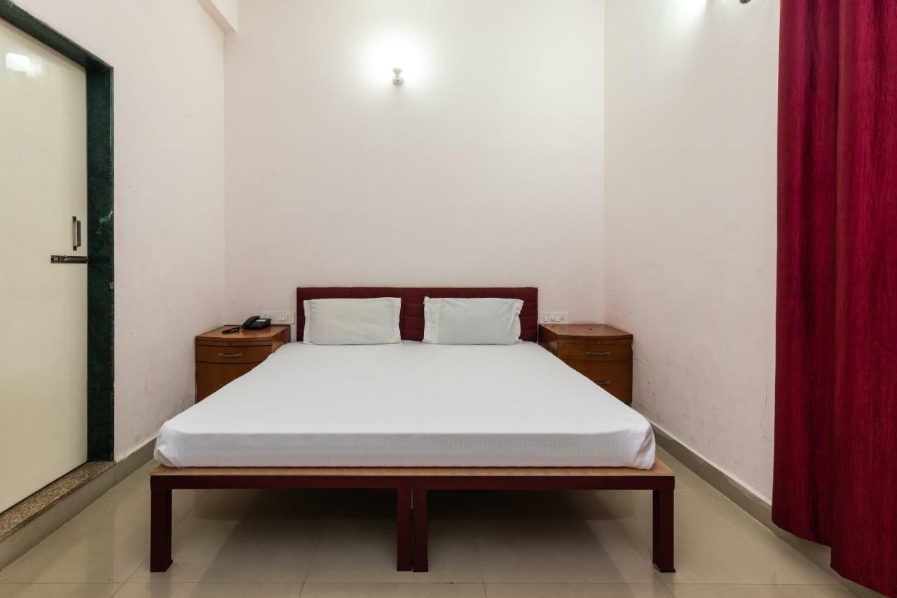 Hôtel Spot On 48618 Vasundhara Gardens à Bhopal Extérieur photo